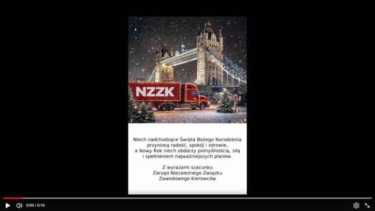 Świąteczne życzenia NZZK dla kierowców zawodowych – ciężarówka z logo NZZK na tle zimowego miasta i świątecznej scenerii